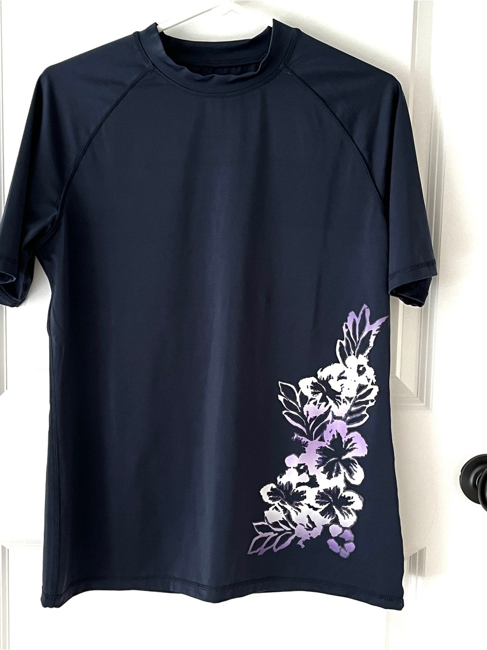 Kanu Surf Navy Blue Hibiscus Floral Short Sleeve Rash Guard Swim Shirt Top L